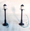 O Scale Pair of Electric Old Fashioned Street Lamp Posts. Excellent cosmetic and working condition!